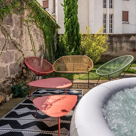 Вилла La Sassolini Avec Jacuzzi Лион